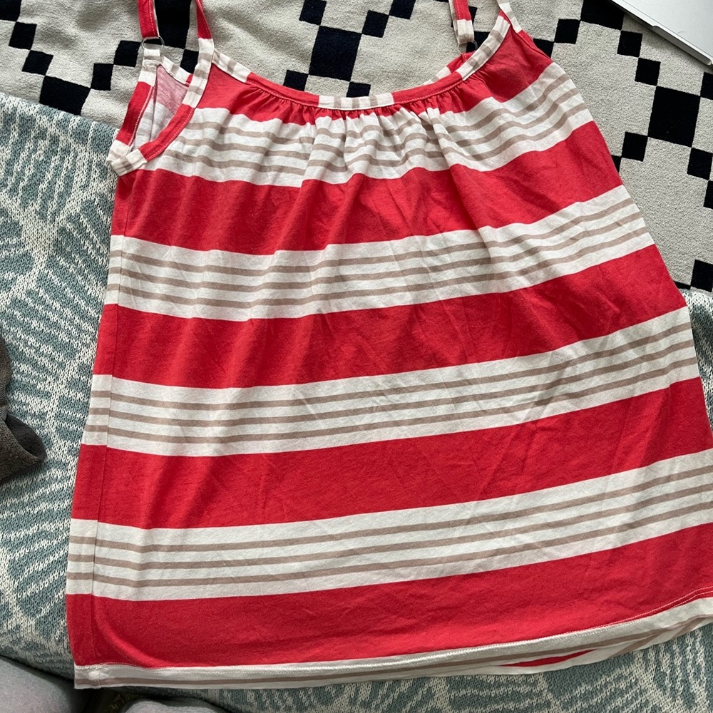 Splendid Spaghetti strap tank. Melon pink Small